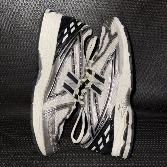 New Balance 1906 Silver Metallic Black Athletic sneakers shoes  Mens size 13 main image 8